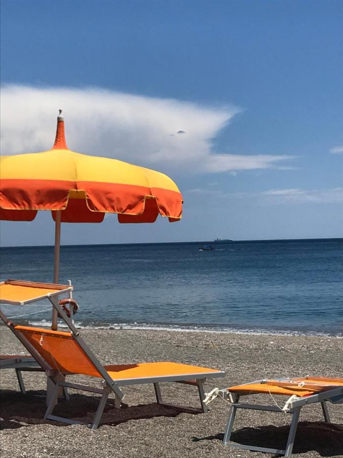 Emily Home Giardini Naxos Luaran gambar