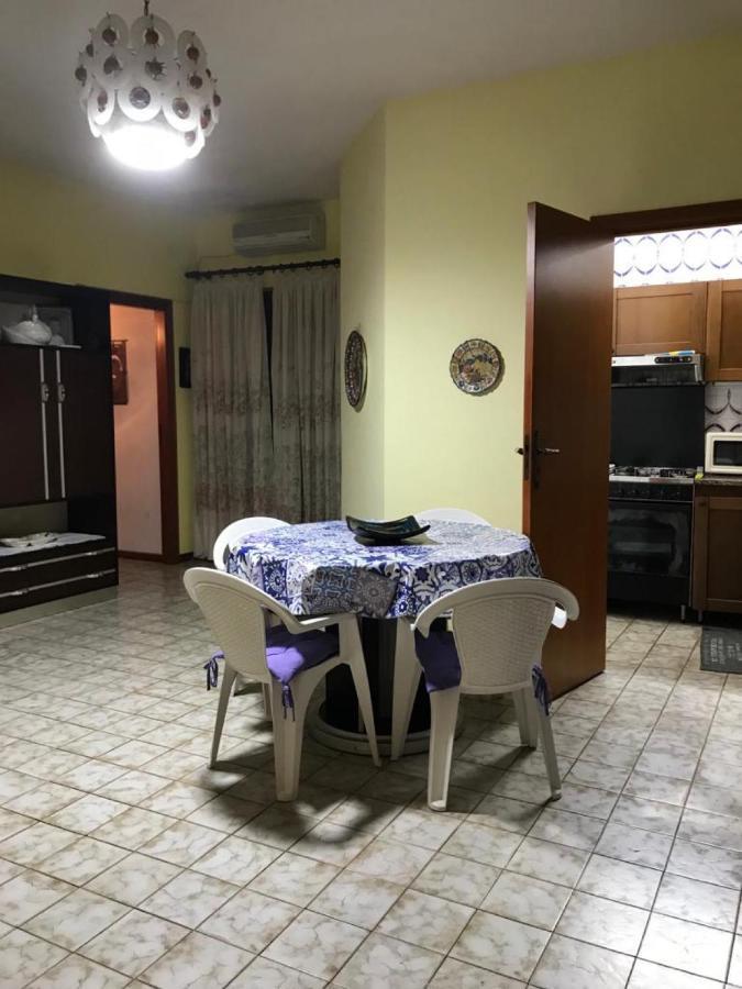 Emily Home Giardini Naxos Luaran gambar