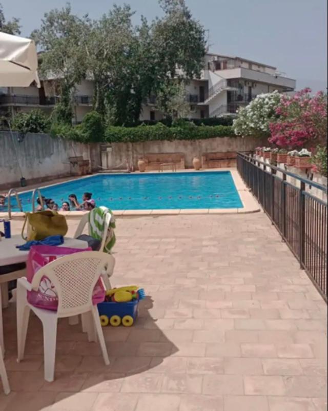 Emily Home Giardini Naxos Luaran gambar